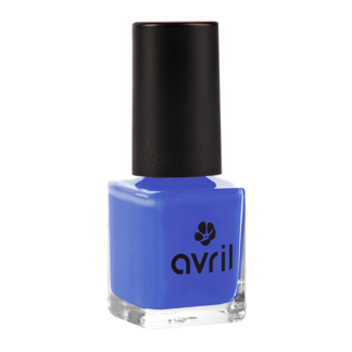 vernis a ongles bleu.jpg