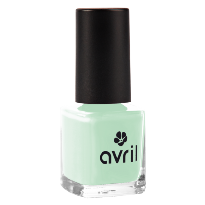 vernis a ongles vert d eau menthe a leau.jpg