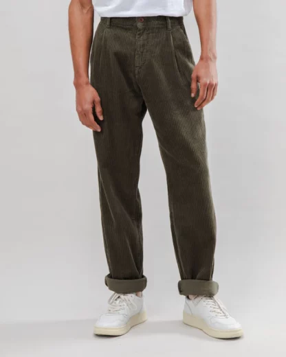 pantalon velours cotelé kaki