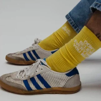 chaussettes jaune don't believe shooting zon
