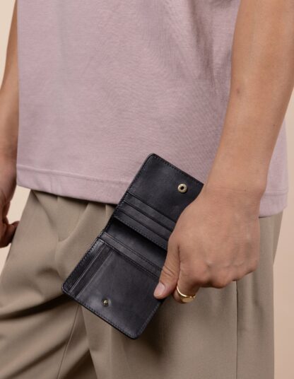 porte monnaie en cuir noir alex omybag