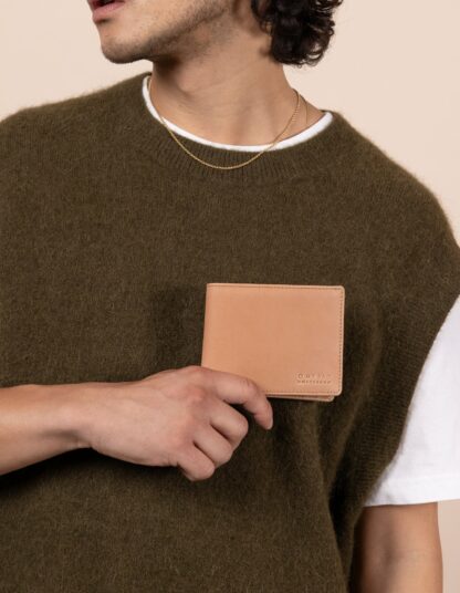 Tobi_s-Wallet-Camel-Hunter-Leather-Inside